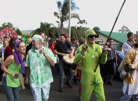 The Plantem & Friends at Nimbin Mardi Grass Rally 2003